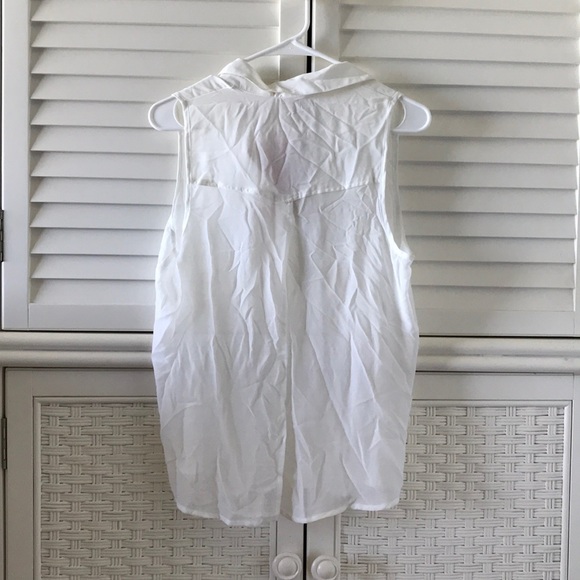 Six Degrees Sleeveless Button Down White Medium - Picture 5 of 6
